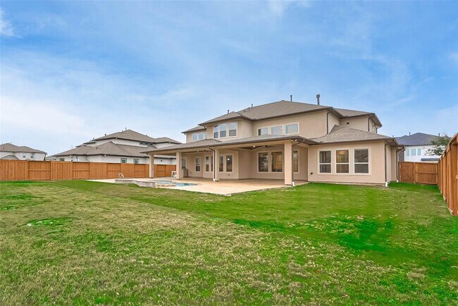 Building Photo - 17519 Galloway Forest Dr