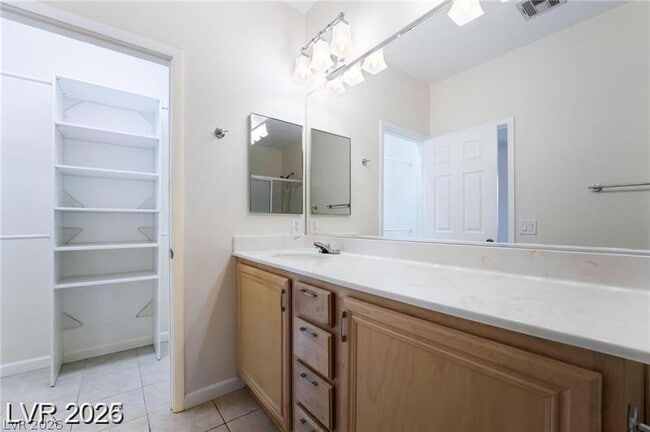 Building Photo - 6255 W Arby Ave