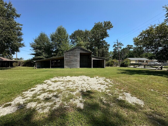 Building Photo - 22450 Oakley Rd