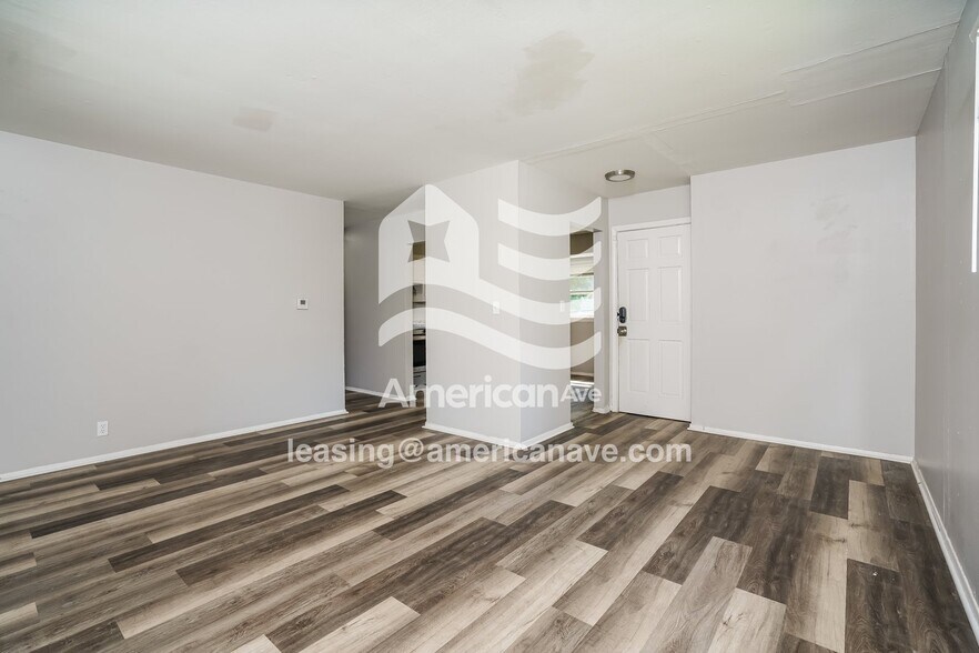 Building Photo - 6032#6034 North 61st Street, 53218; #15541...