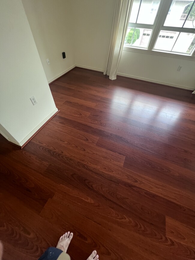 Flooring - 95-1489 Ainamakua Dr