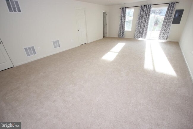 Building Photo - 21517 Willow Breeze Sq