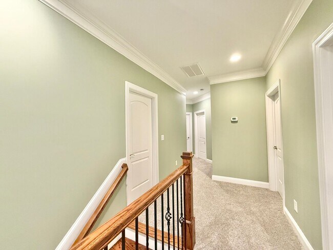 Building Photo - Luxurious 4BD, 3.5BA North Raleigh Home on...