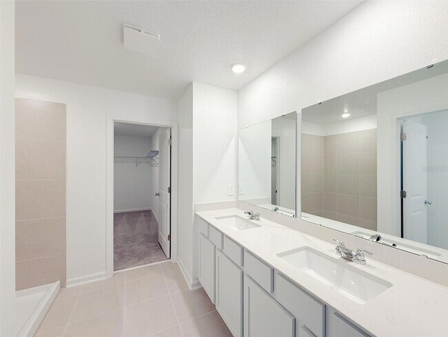 Building Photo - 4706 Golden Knight Blvd