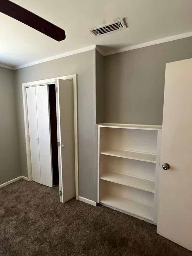 Building Photo - ? For Rent by Spring Lake Park! ?