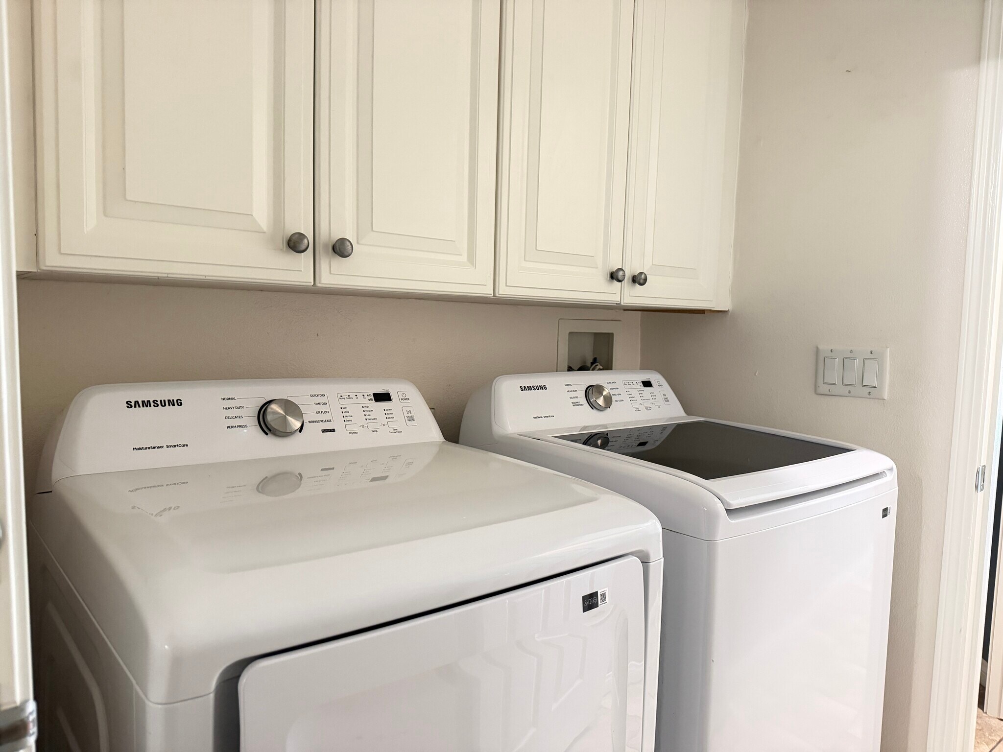Washer and dryer - 28377 Mirabelle Ln