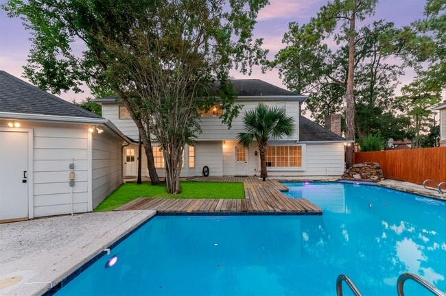 Building Photo - 15807 Crystal Brook Dr