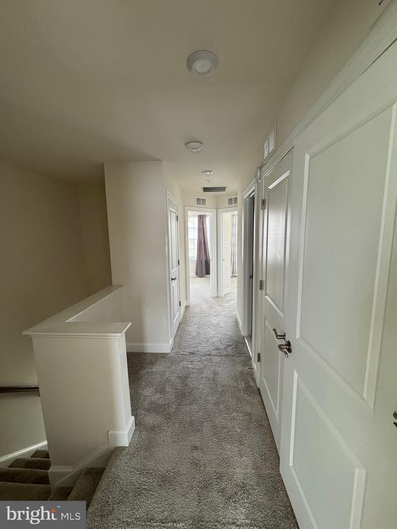 Building Photo - 2879 Chalkstone Pl