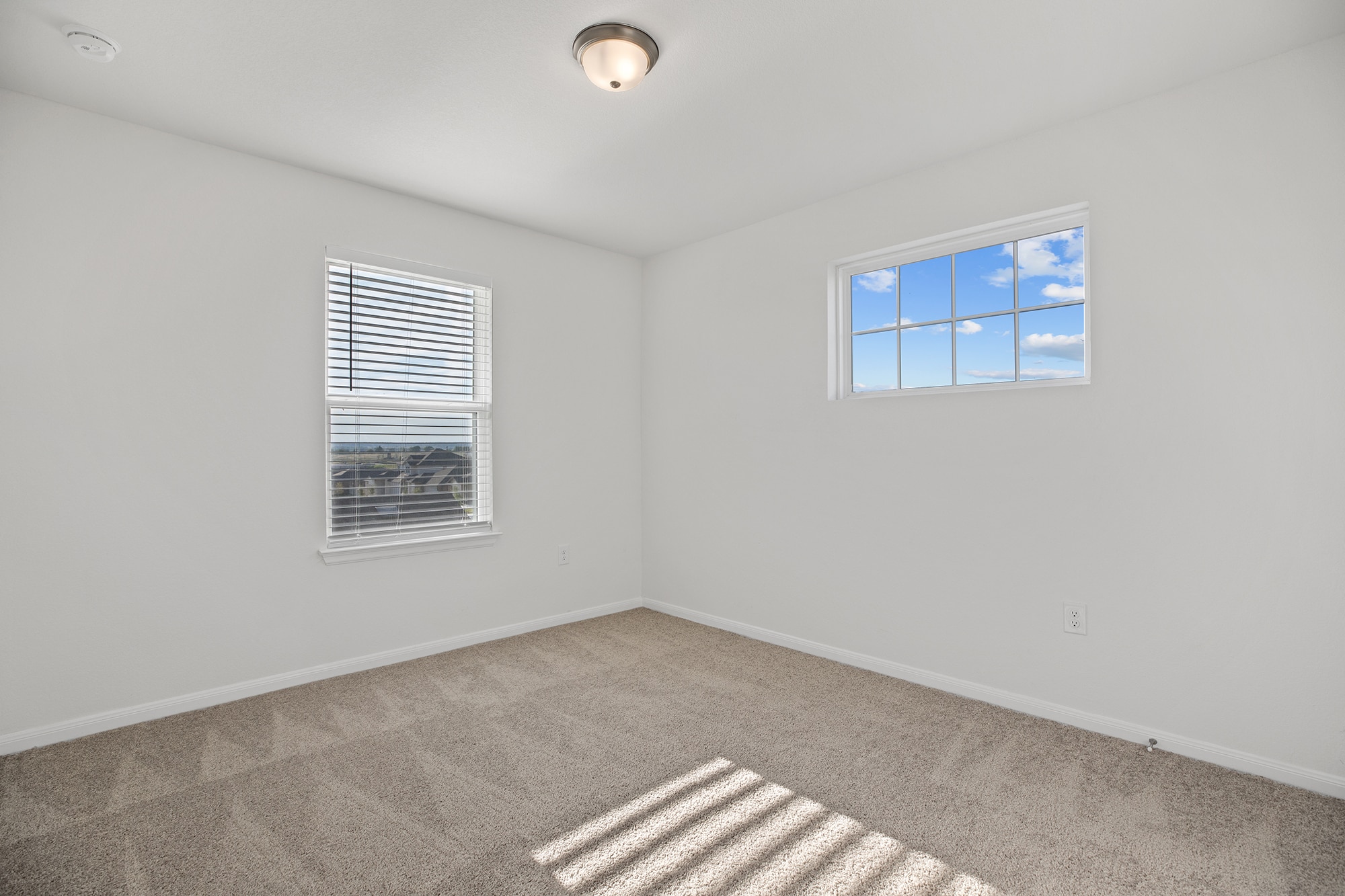 Building Photo - 5552 Bellissima Way