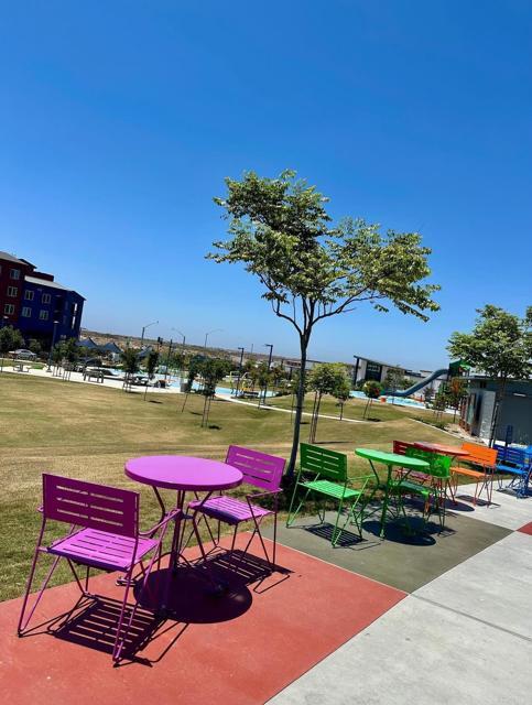 Building Photo - 6000 Luminary Dr