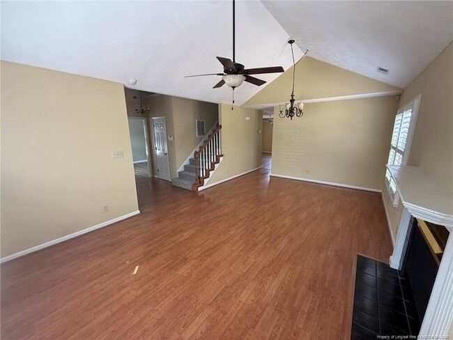 Building Photo - 1813 Stetson Ln