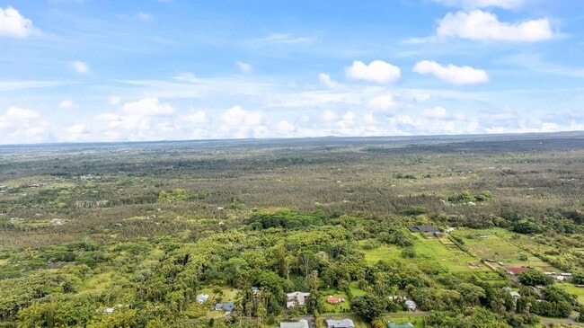 Building Photo - 3 Bedroom / 2.5 Bath Home with 20 Acres of...
