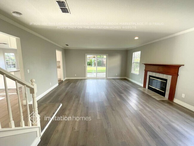 Building Photo - 850 Thetford Pl