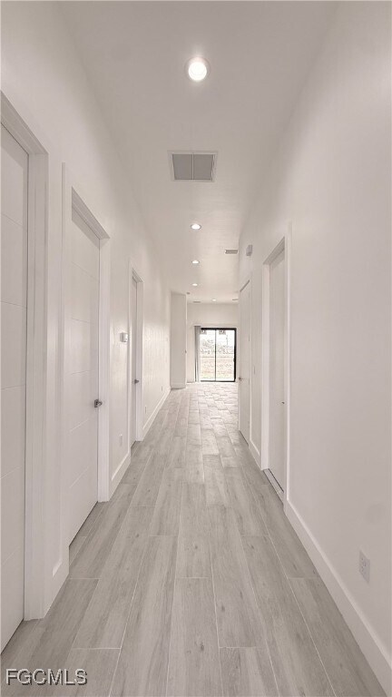 Building Photo - 2104 NE 16th Terrace