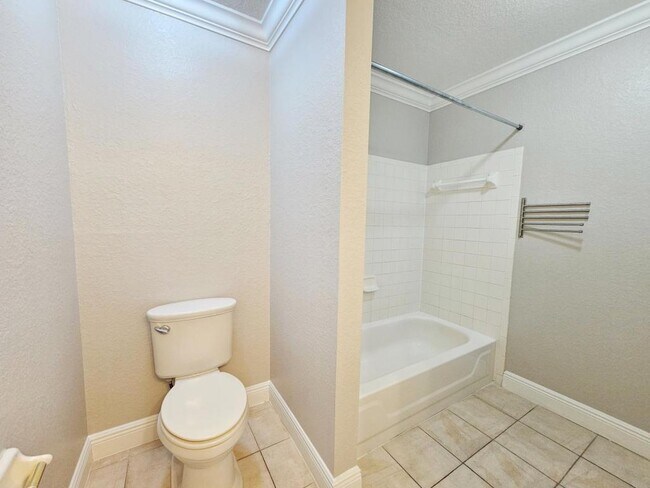 Building Photo - 7838 Sugar Bend Dr