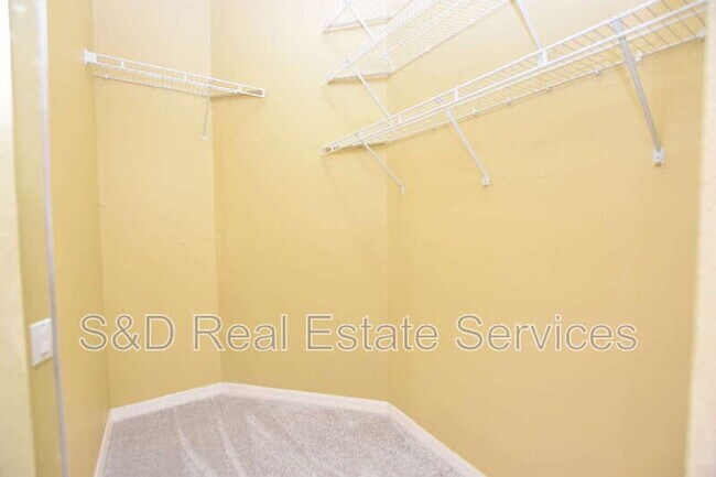 Building Photo - 3203 Highlands Lakeview Cir