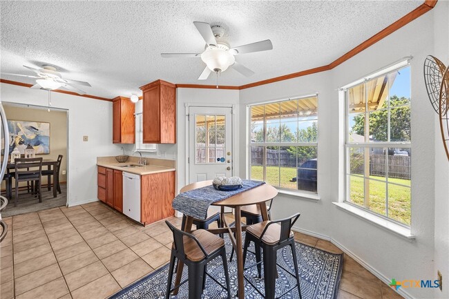 Building Photo - 306 Barber Dr