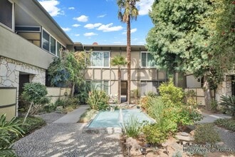 Building Photo - 370 Cliff Dr