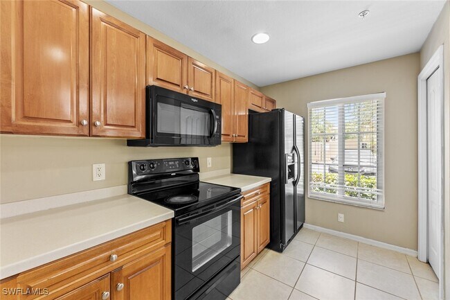 Building Photo - 9450 Ivy Brook Run