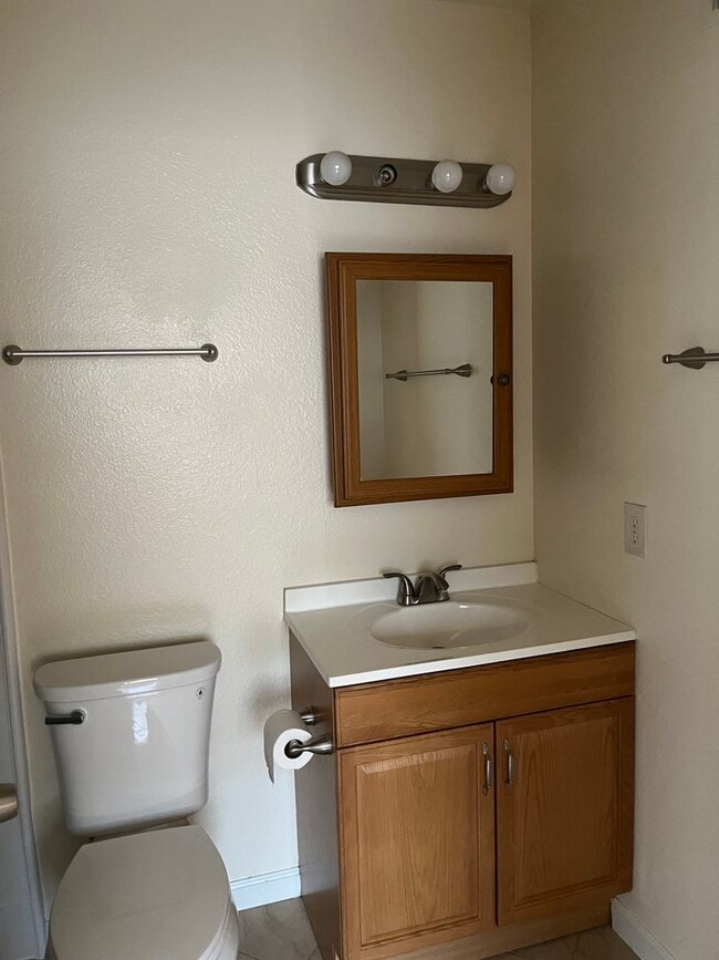 Building Photo - 3BD 2BA House located in Mira Mesa