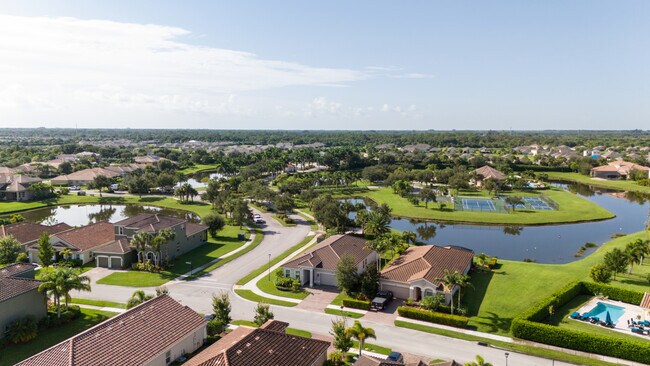 Building Photo - 1769 Berskshire