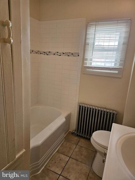 Building Photo - 801 N Jordan St