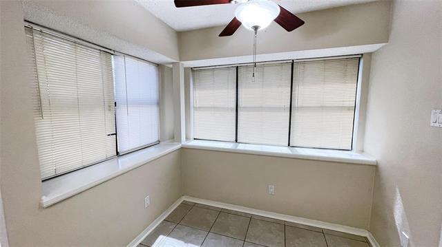 Building Photo - 6119 Kingswood Dr