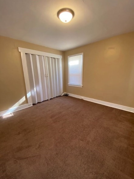 Building Photo - 653 Seagirt St