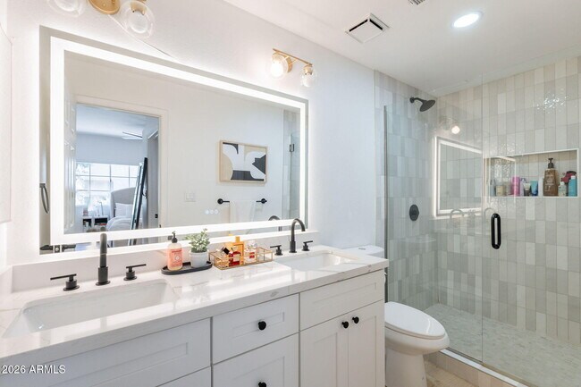 Building Photo - 11333 N 92nd St