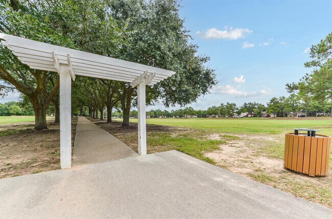 Building Photo - 15019 Trumpet Vine Ln