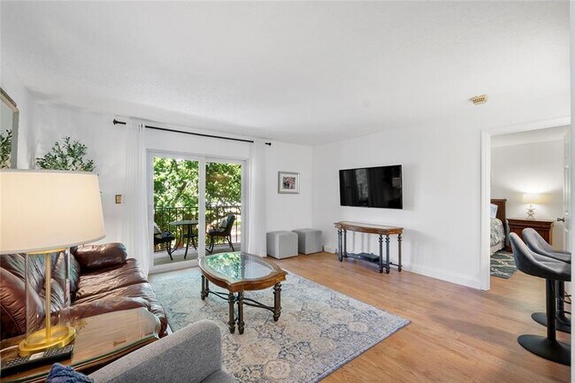 Building Photo - 3909 N Ocean Blvd