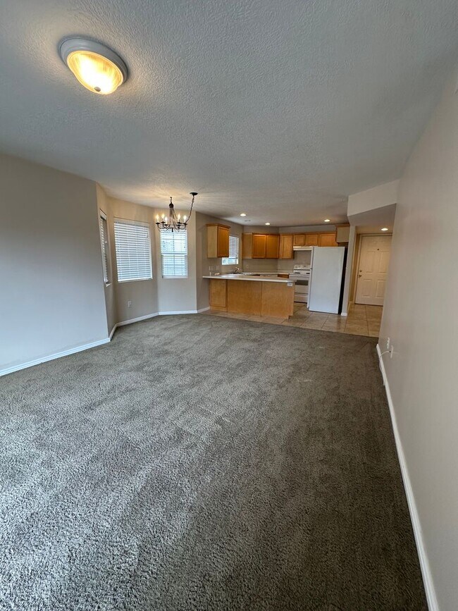 Building Photo - 1371 S 1150 W