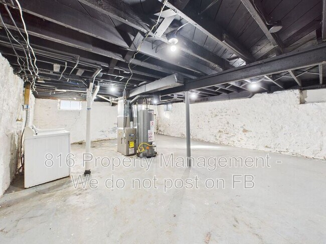 Building Photo - 1603 E 82nd St