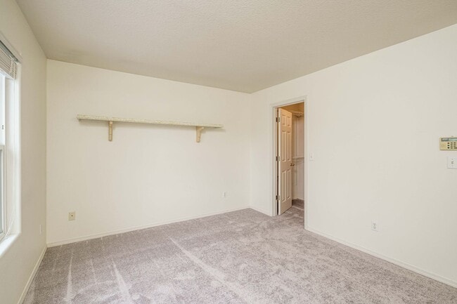 Building Photo - Desirable Fisher's Landing Elementary School District - 3 Bedroom 2.5 Bath