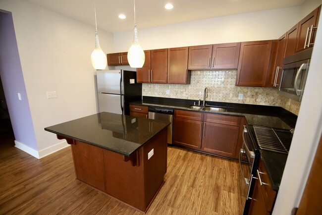 Building Photo - Two bedroom Rental at SoHo Lofts in NuLU