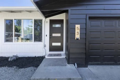 Building Photo - 53 SW Eastern Ave