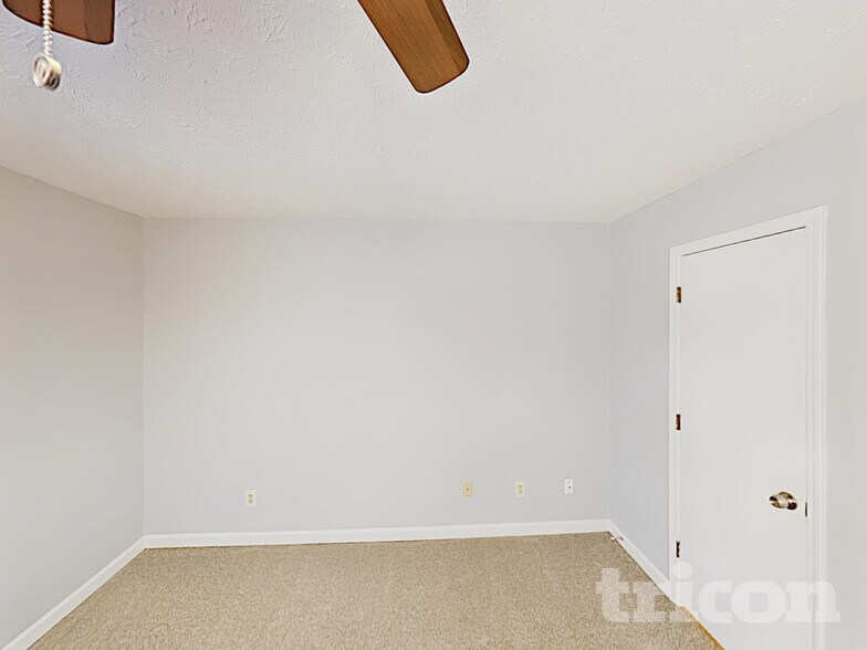 Building Photo - 3626 Whitfield Way