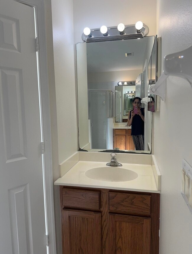 Building Photo - 2465 SE Melaleuca Blvd