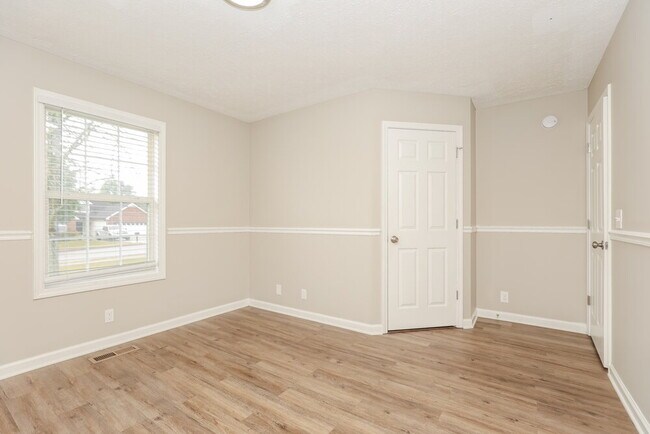 Building Photo - 519 Joe B Jackson Pkwy