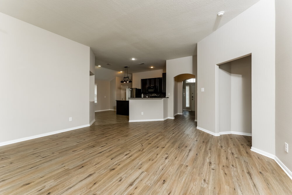 Building Photo - 9957 Yearling Pl