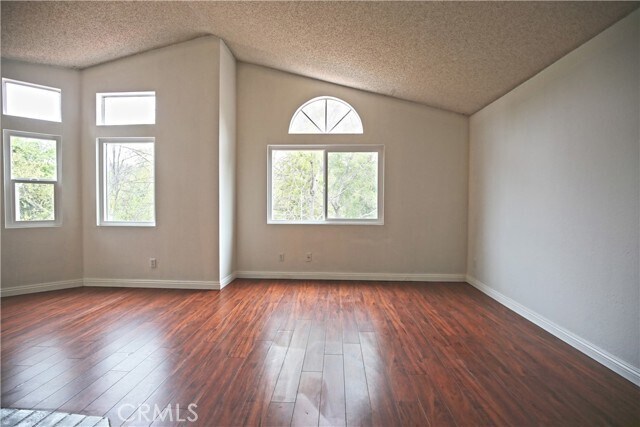 Building Photo - 3211 Armsley Dr