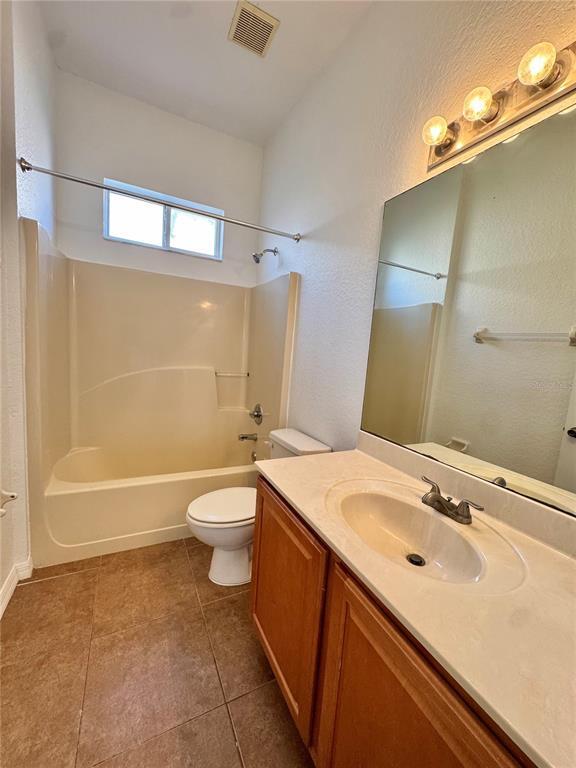 Building Photo - 449 Bay Leaf Dr