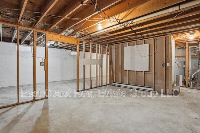 Building Photo - 115 Evans Run Dr