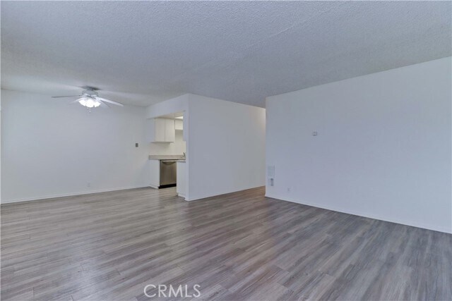 Building Photo - 207 W Marquita