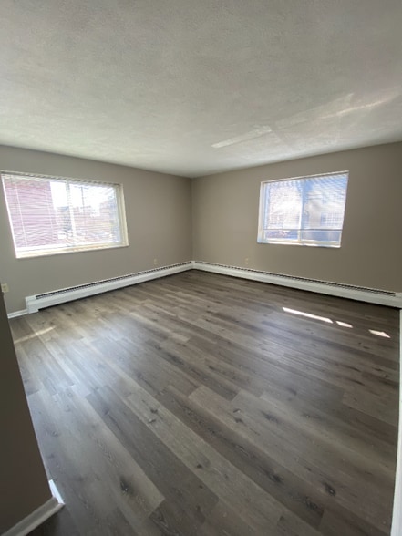 Building Photo - 200 Mountain Ave