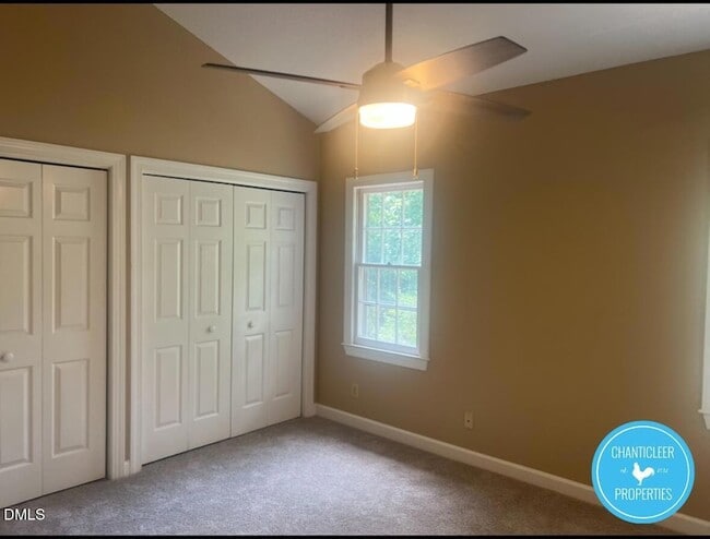 Building Photo - 6925 Sandringham Dr