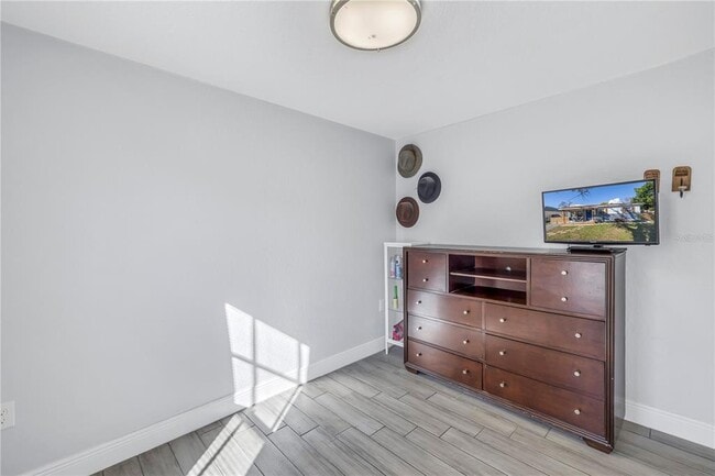 Building Photo - 3605 W Iowa Ave