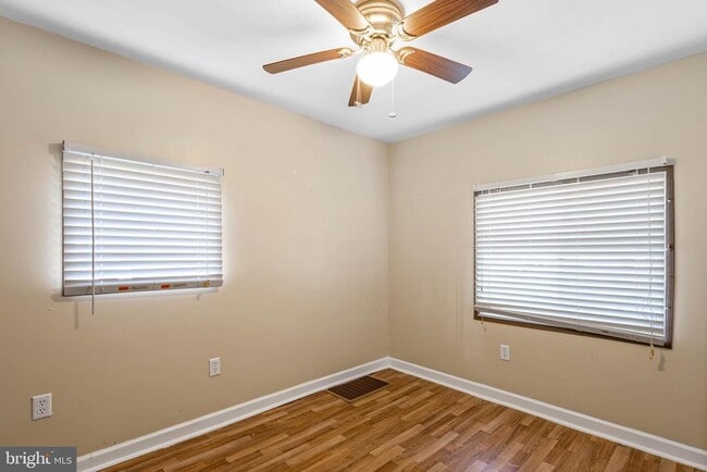 Building Photo - 34490 Virginia Dr