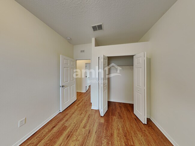 Building Photo - 1609 Delano Trent St