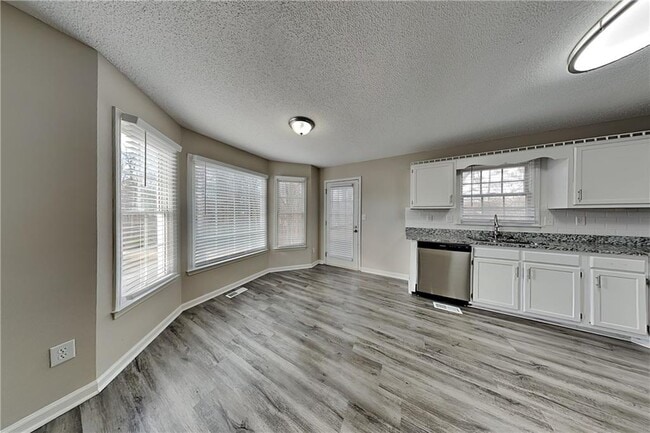 Building Photo - 48 Bethnal Way